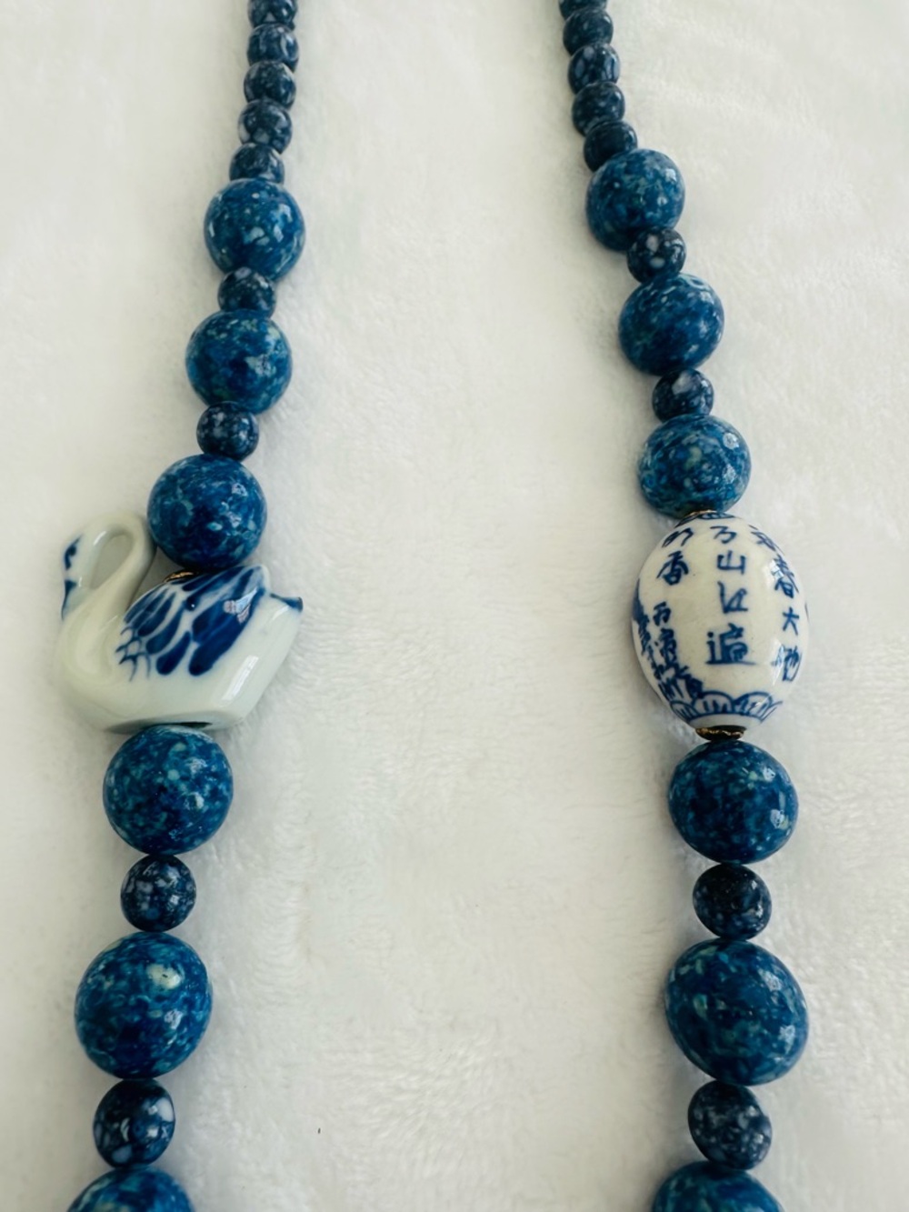 1950s Asian vintage necklace with stunning deep blue beads
